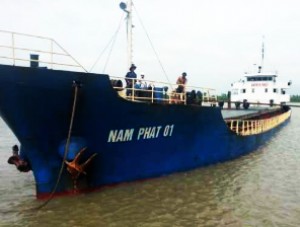 Đóng tầu, vận tải đường sông, đường biển, dịch vụ hàng hải