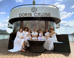Du thuyền Doris Cruise - Chào đón Quý khách tới Vịnh Hạ Long, Vịnh Lan Hạ, Đảo Cát Bà