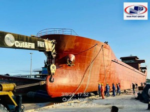 Hạ thuỷ tàu chở hàng rời Nam Phat 5.300 DWT Seri 01